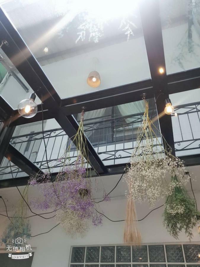 ホテル Tainan Little Day エクステリア 写真